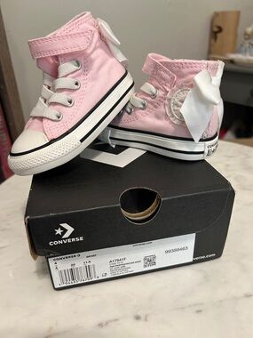 Converse Kids Pink High-Top Canvas Sneakers with White Bow